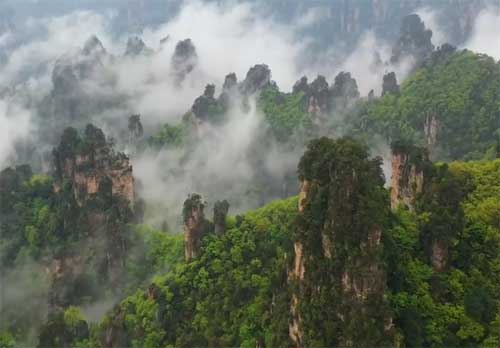 重慶市內(nèi)、武隆、長(zhǎng)江三峽、張家界連線(xiàn)（純玩）七日游